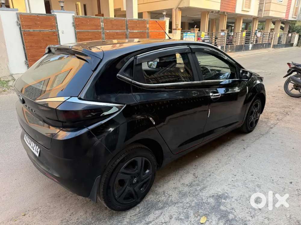 Low Rental With Driver