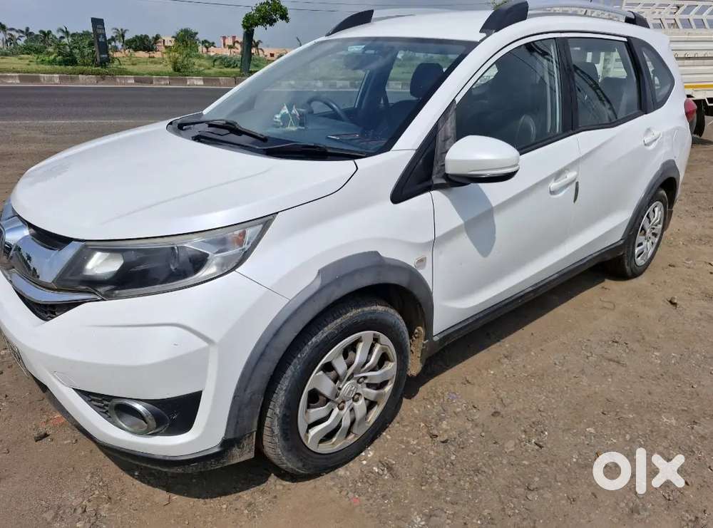 Honda Br-v2017 Diesel 19 Kmpl City Milage 123456 Km One Handed Driven