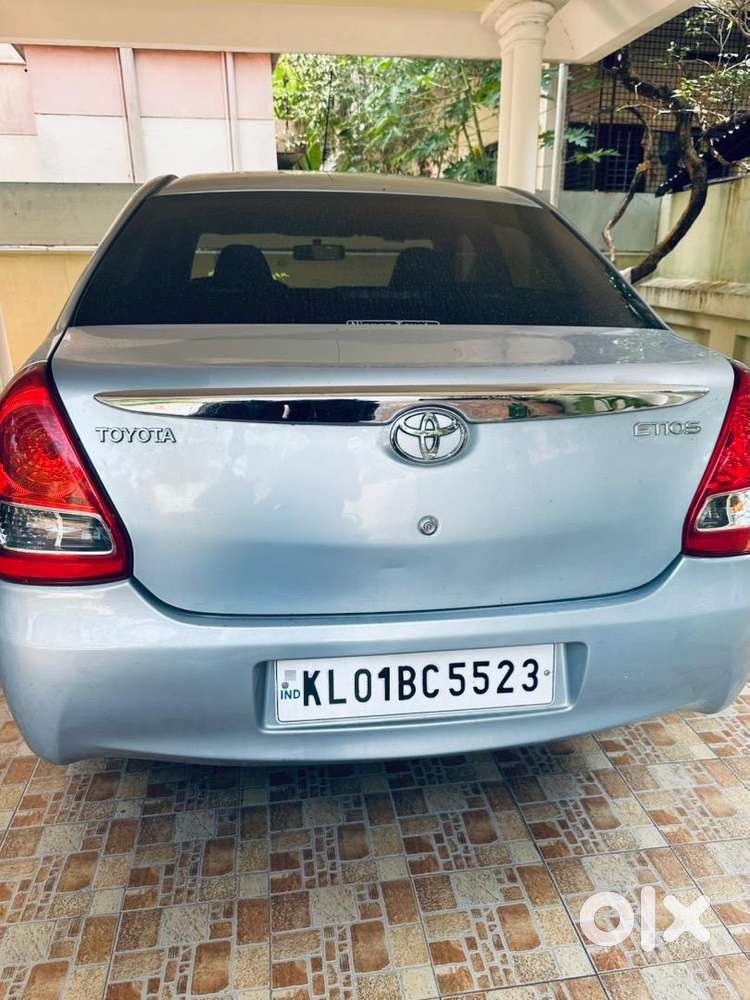 Toyota Etios 2011 Petrol Car