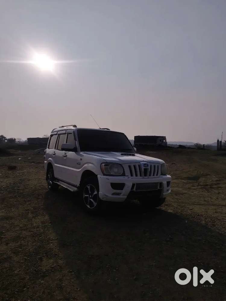 Mahindra Scorpio 2013 Diesel Well Maintained