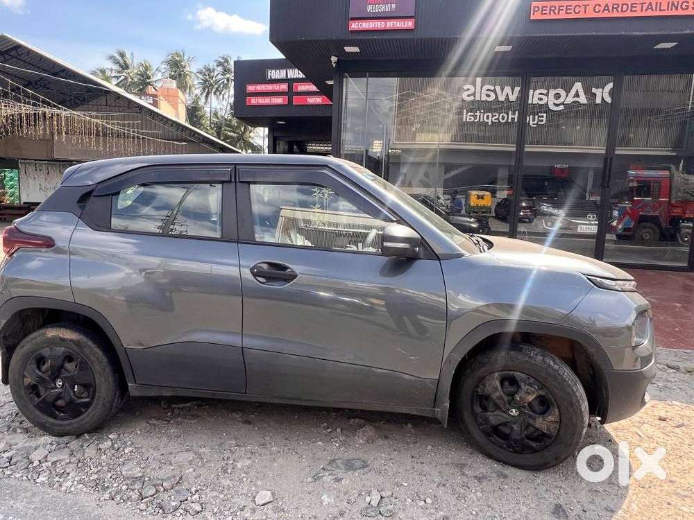 Tata Punch Pure, 2022, Petrol