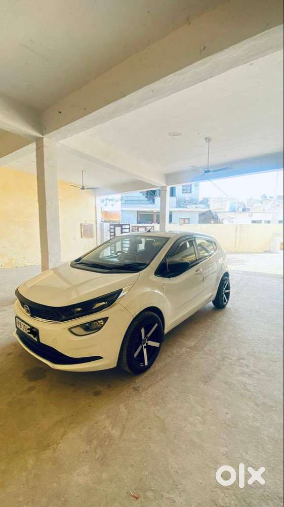 Tata Altroz Xm Plus 2023