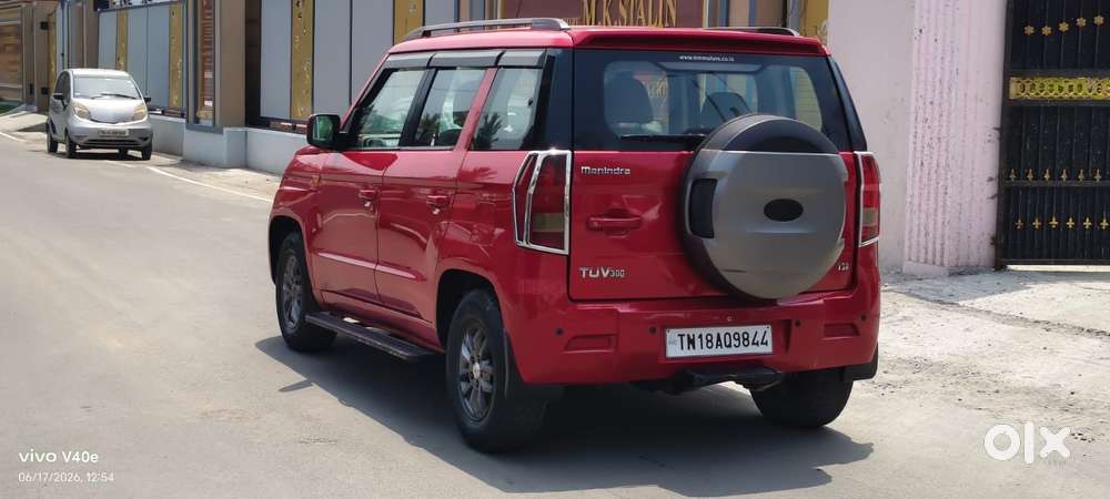 Mahindra Tuv 300 T10, 2018, Diesel