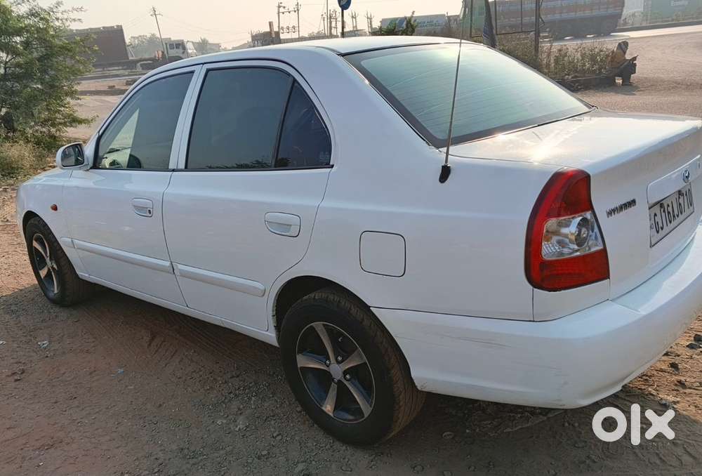 Hyundai Accent Cng