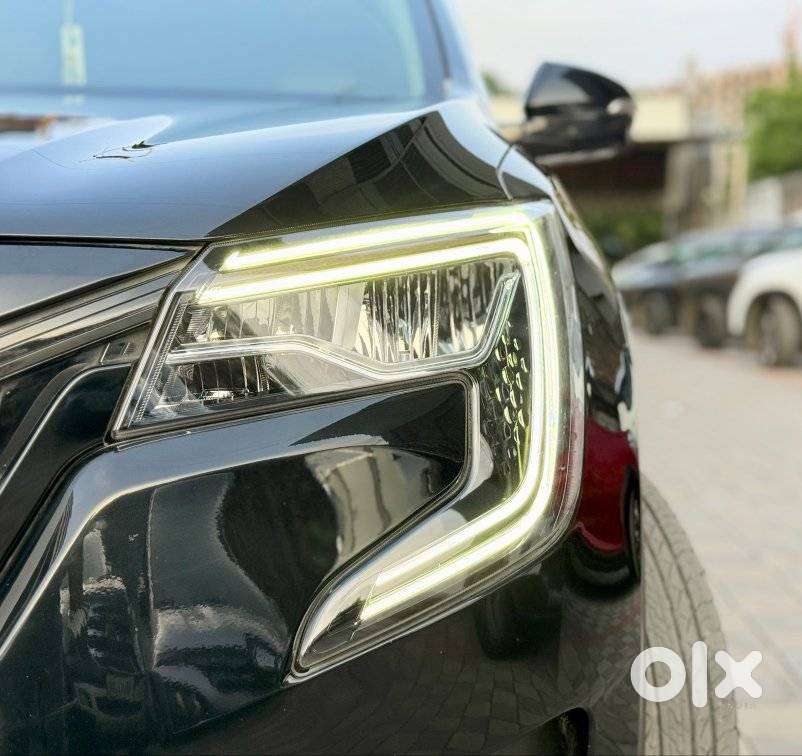 Mahindra Xuv700 2.2 Ax 7 Diesel At Luxury Pack Str Awd, 2025, Diesel