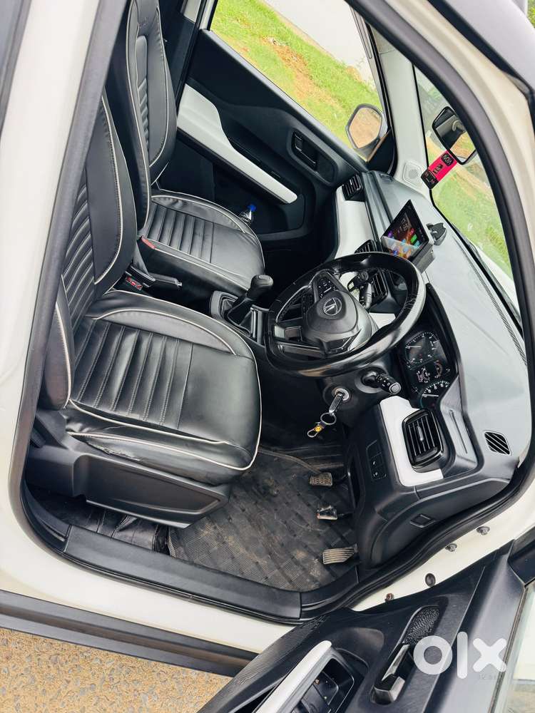 Tata Punch Pure, 2022, Petrol