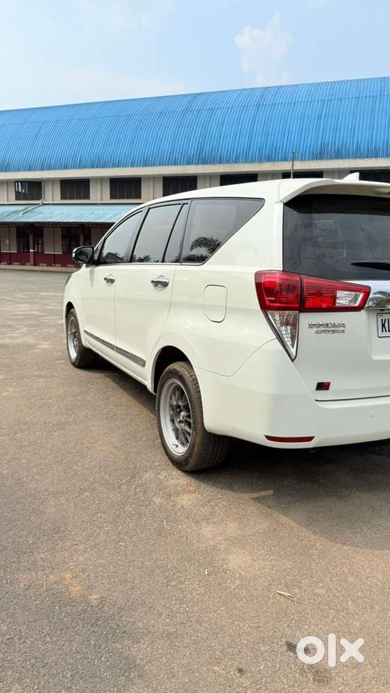 Toyota Innova Crysta