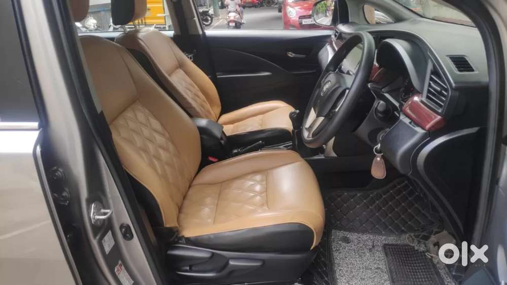 Toyota Innova Crysta 2.4 G Mt 7 Str, 2022, Diesel