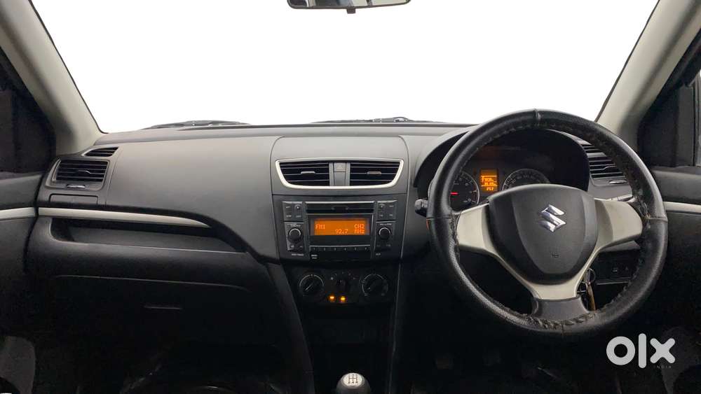 Maruti Suzuki Swift Vxi, 2015, Petrol