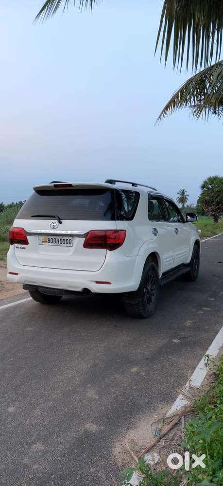Toyota Fortuner 3.0 Ltd, 2015, Diesel