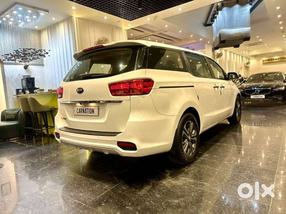 Kia Carnival Premium, 2021, Diesel