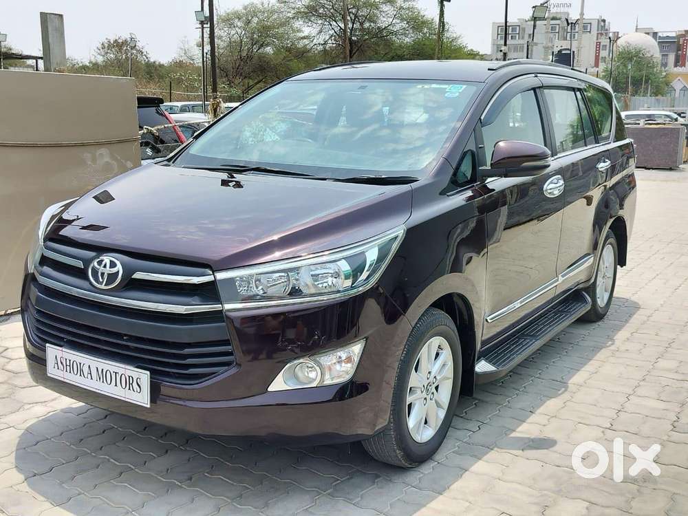 Toyota Innova Crysta 2.4 G Mt, 2017, Diesel