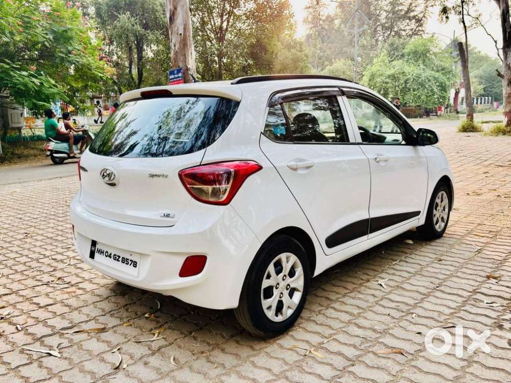 Hyundai Grand I10 2013-2016 Sportz, 2015, Petrol