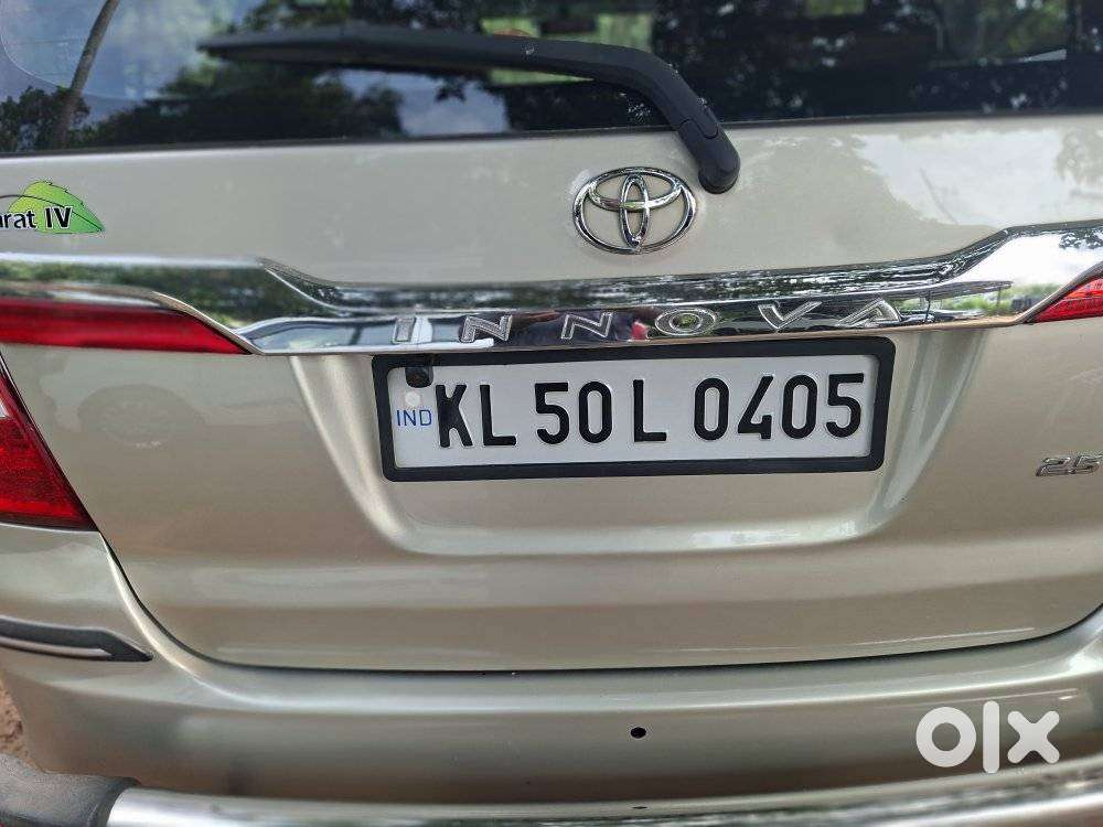 Toyota Innova 2.5 Z Diesel 7 Seater Bs Iv, 2014, Diesel