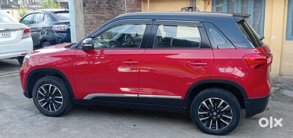 Maruti Suzuki Vitara Brezza Zxi + Mt Dual Tone, 2020, Petrol