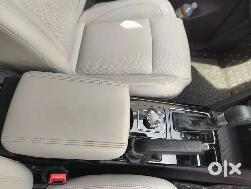 Mahindra Xuv700 2024