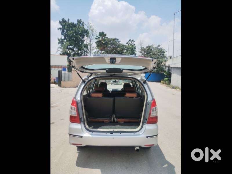 Toyota Innova 2.5 G (diesel) 8 Seater, 2013, Diesel