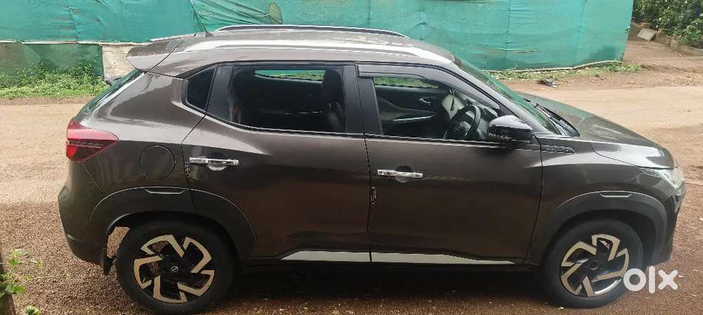 Nissan Magnite Premium