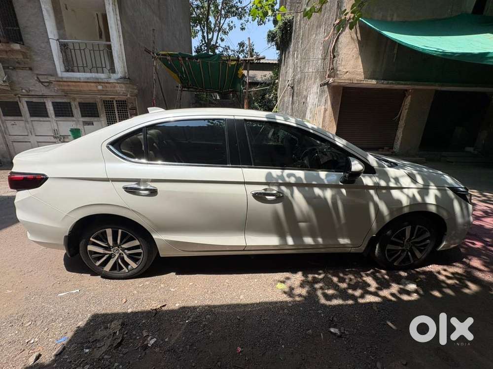 Honda City Zx 2023 Petrol Well Maintained