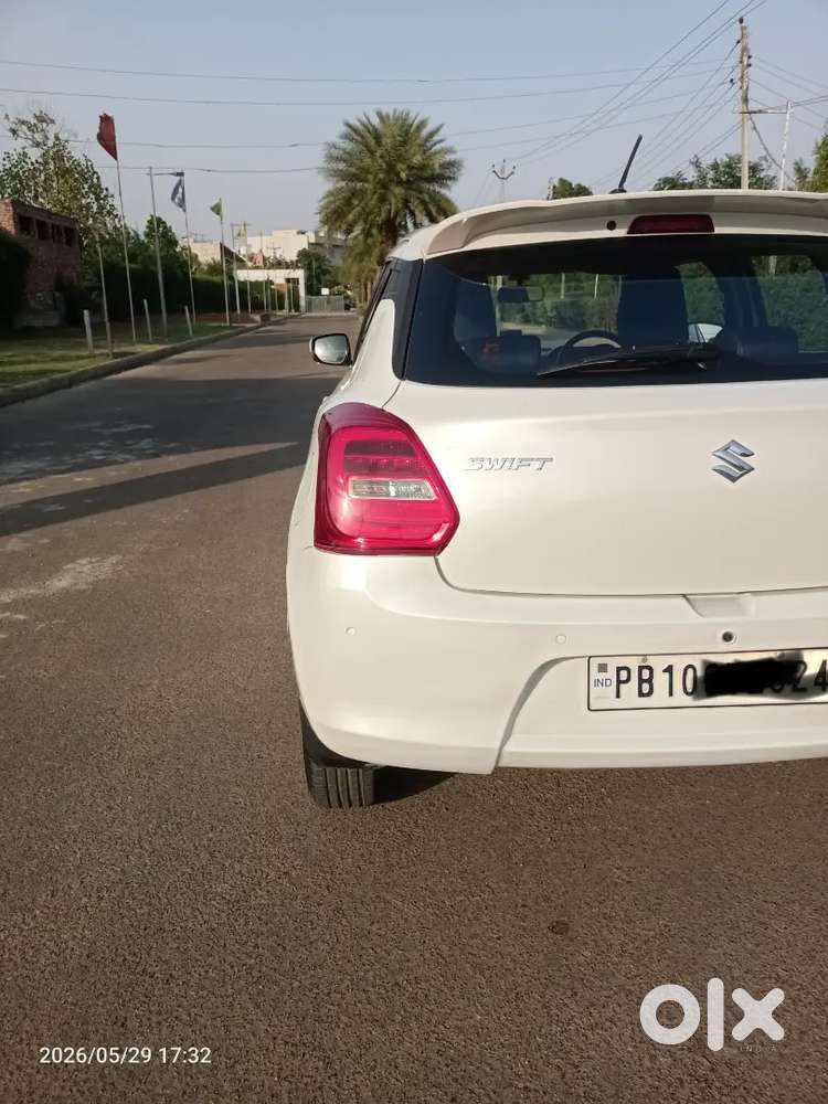 Maruti Suzuki Swift 2018 Petrol Well Maintained