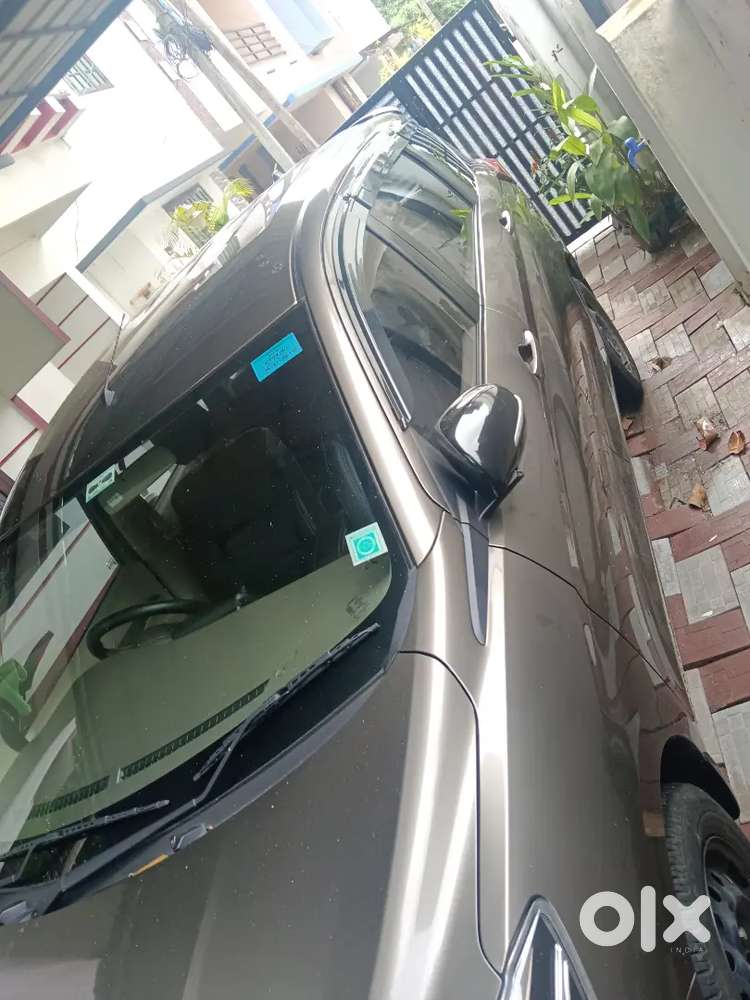 Maruti Suzuki Ertiga Vxi 2023
