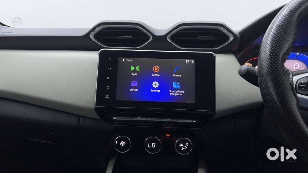 Nissan Magnite 1.0 Xv, 2022, Petrol