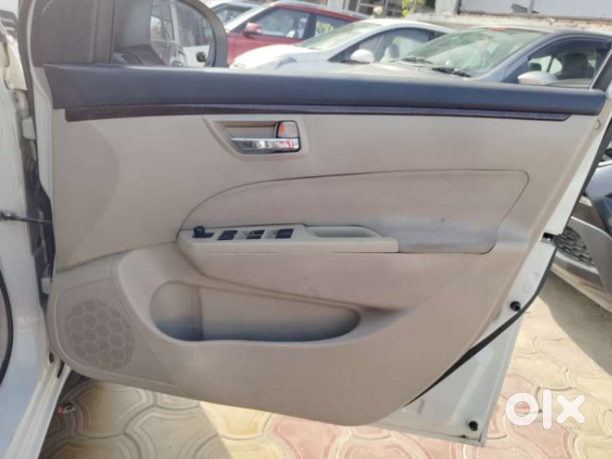 Maruti Suzuki Dzire 1.2 Vxi, 2014, Petrol