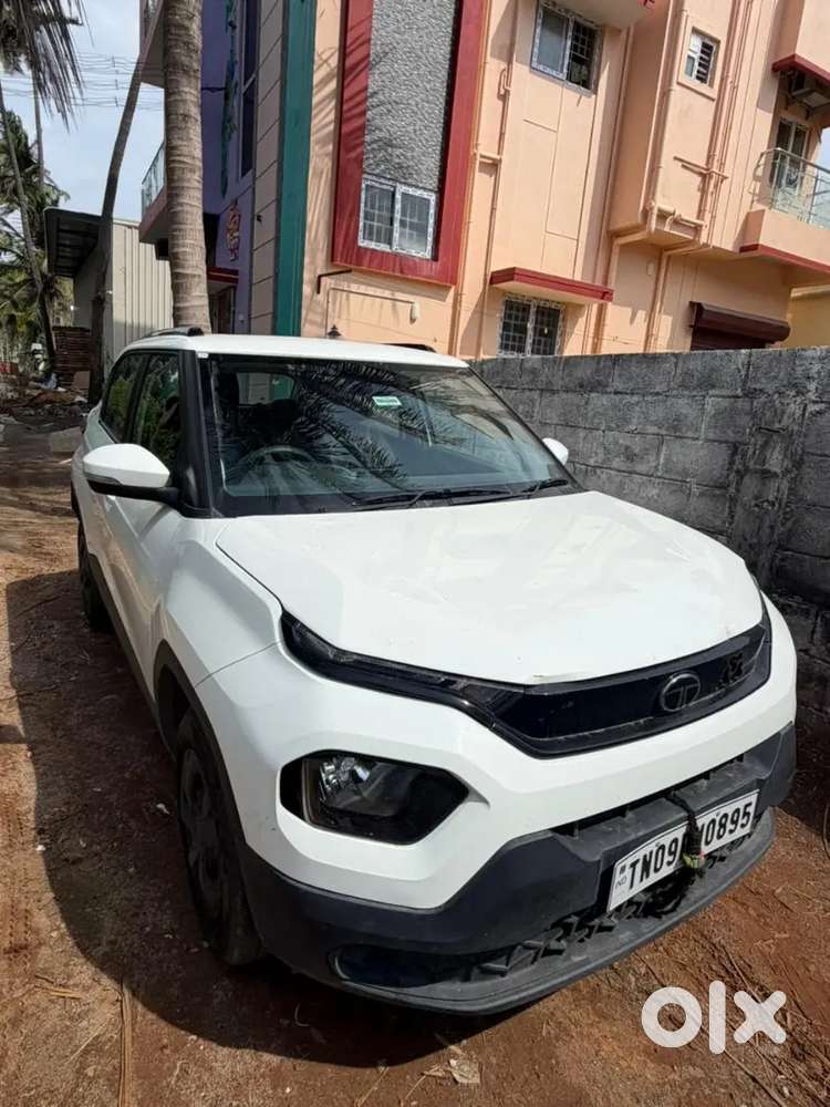 Tata Punch 1.2 Rhythm 2025
