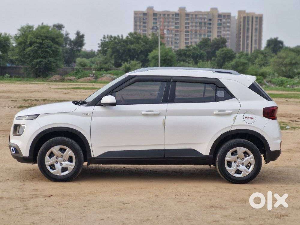 Hyundai Venue S, 2021, Cng & Hybrids
