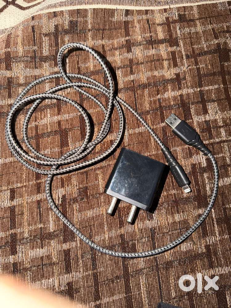 Croma Charger with Branded USB to Lightning Cable (Under Warranty)