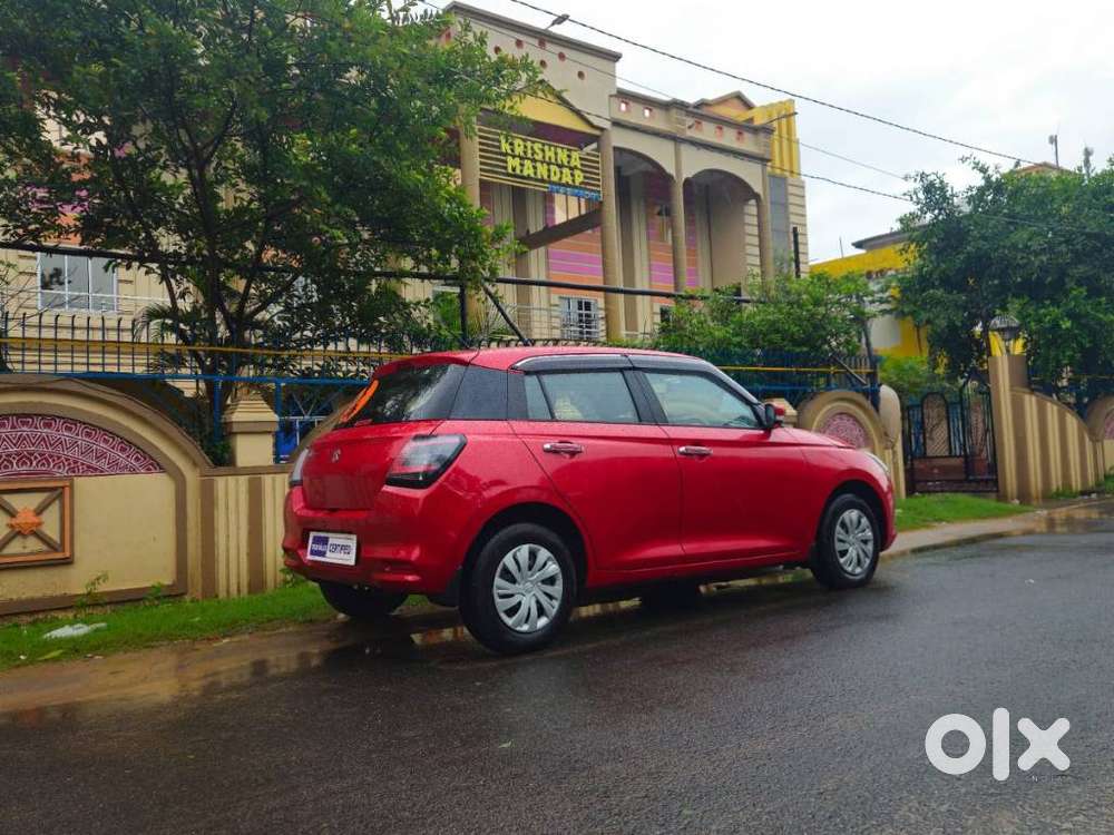Maruti Suzuki New-gen Swift Vxi, 2024, Petrol