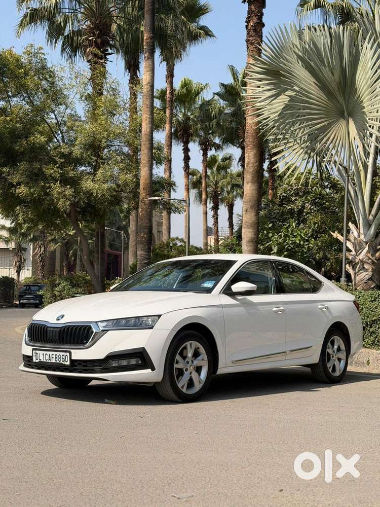 Skoda Octavia 2.0 Style Tsi At, 2022, Petrol