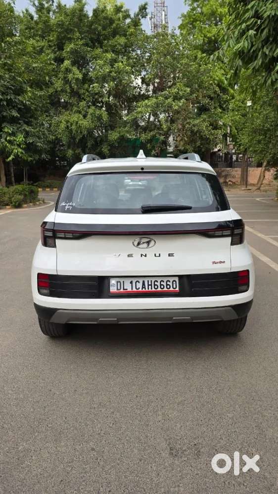 Hyundai Venue 1.0 S (o) Turbo Imt, 2023, Petrol