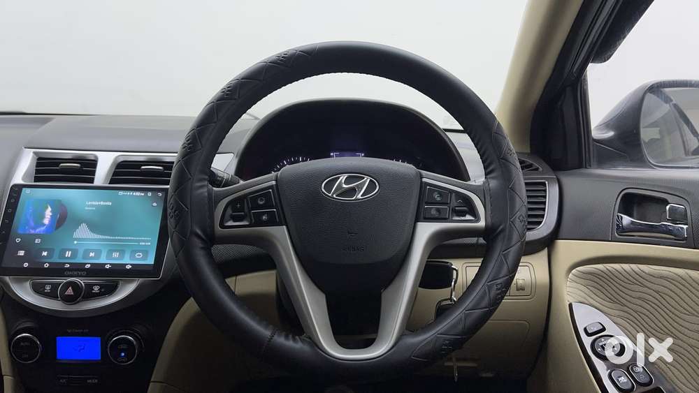 Hyundai Verna Fluidic 1.6 Vtvt Sx Automatic, 2014, Petrol