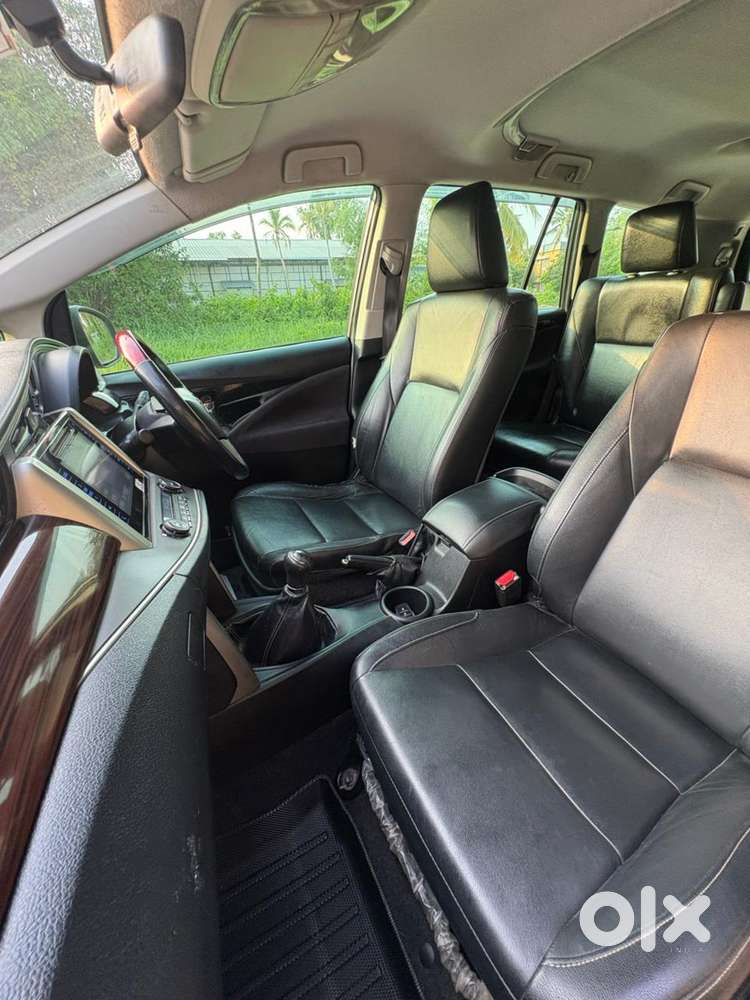 Toyota Innova Crysta 2.4 Z 7 Str, 2016, Diesel