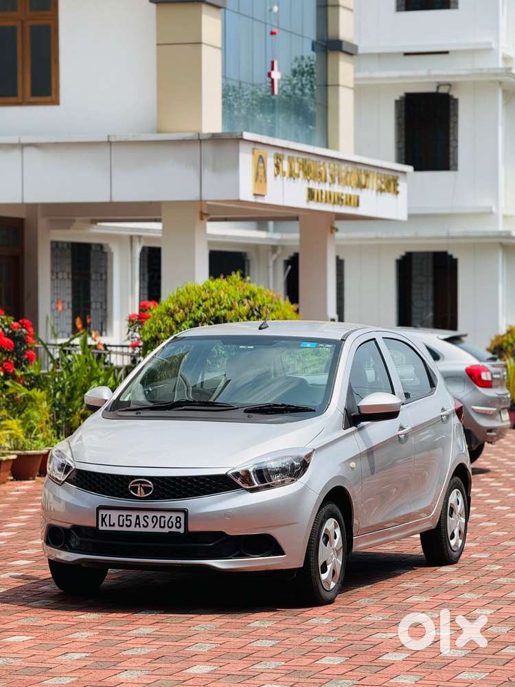 Tata Tiago 1.2 Revotron Xt (o), 2018, Petrol