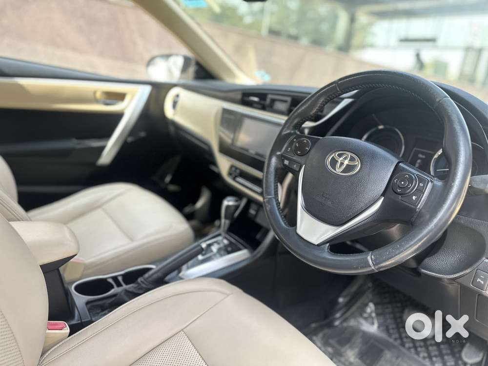 Toyota Corolla Altis 1.8 Gl, 2017, Petrol