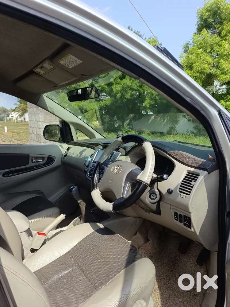 Toyota Innova 2015 Diesel 151000 Km Driven