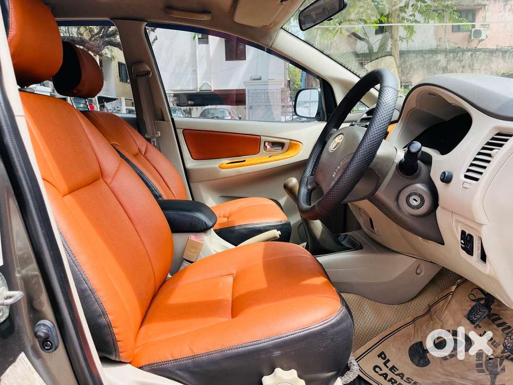 Toyota Innova 2.5 V 7 Str, 2011, Diesel