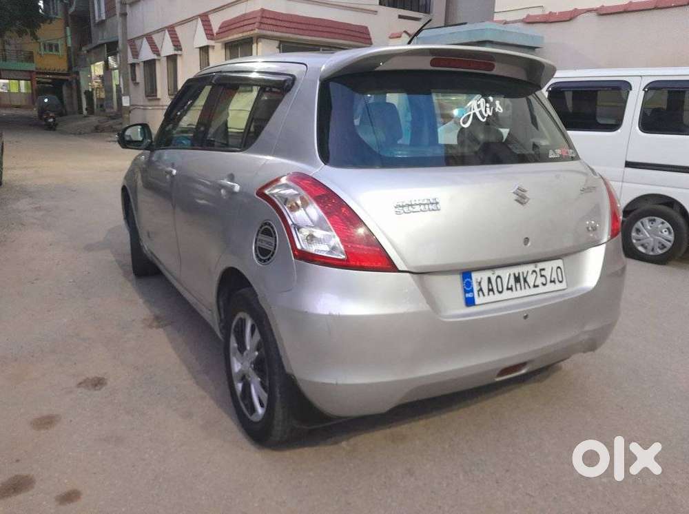 Maruti Suzuki Swift Vxi Optional, 2012, Petrol