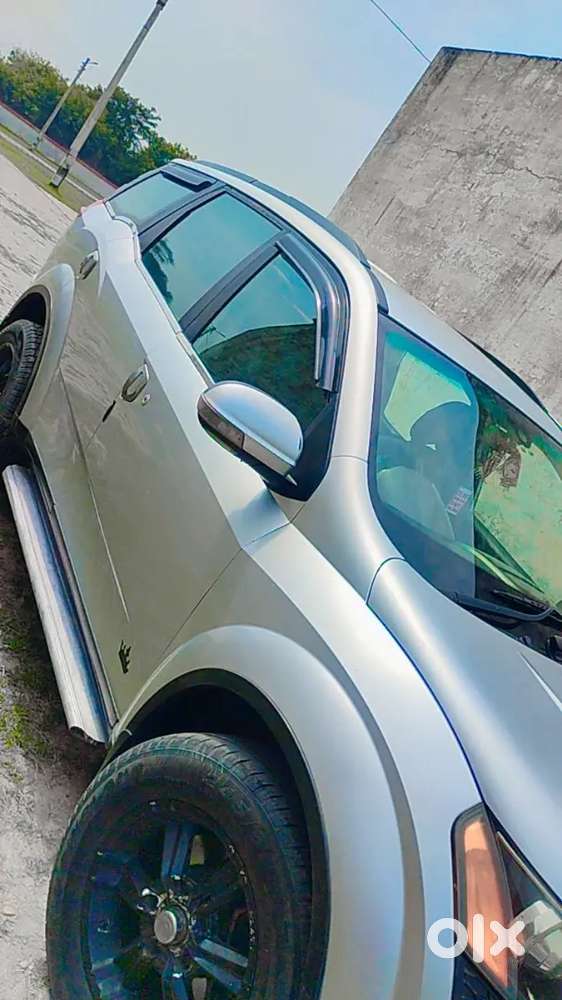 Mahindra Xuv500 2014 Diesel 100000 Km Driven