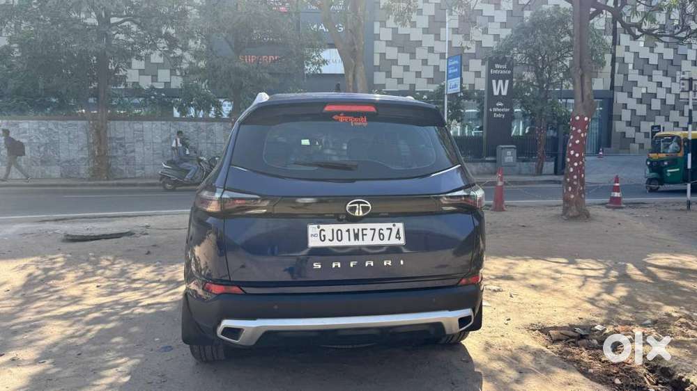 Tata Safari Xz Plus 2022 Year Diesel-1900000