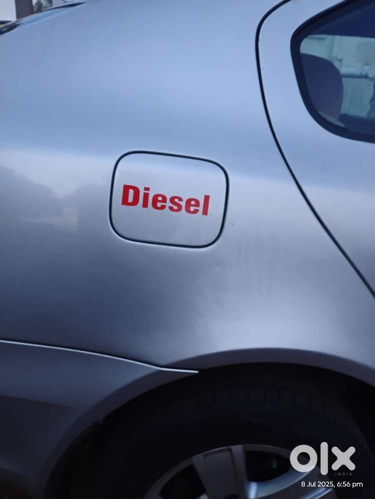 Skoda Laura 1.9 Tdi At Elegance, 2010, Diesel