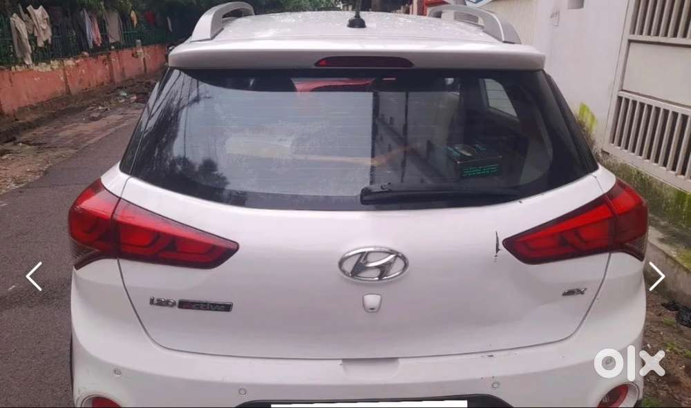 Hyundai I20 Active 2016 Push Start, Keyless Entry, Luxurious Interiors