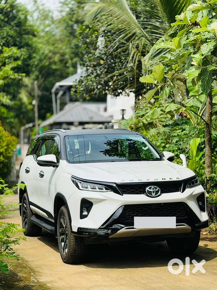 Toyota Legender Automatic 2023