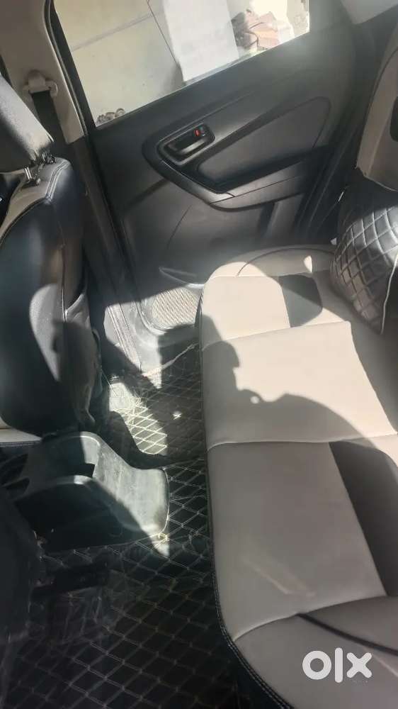 Maruti Suzuki Brezza Lxi 2022