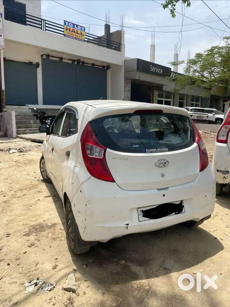 Hyundai Eon Magna 2011 Petrol Car