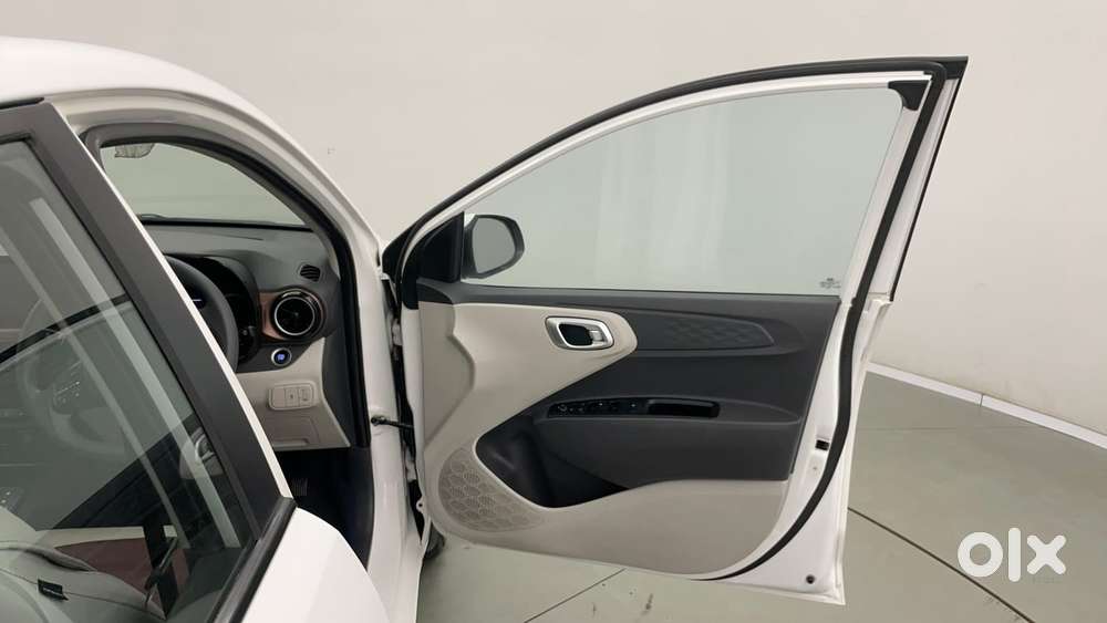 Hyundai Aura [2023-ongoing] 1.2 Sx Plus Petrol Amt, 2023, Petrol