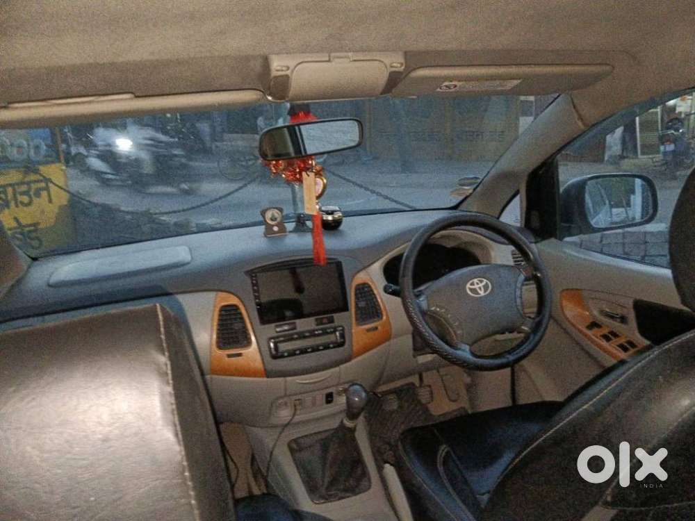 Toyota Innova 2009-2011 2.0 Vx 8 Str, 2011, Diesel