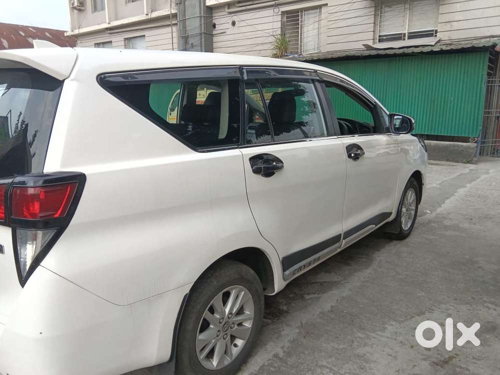 Toyota Innova Crysta 2.4 Gx Mt 8s, 2017, Diesel